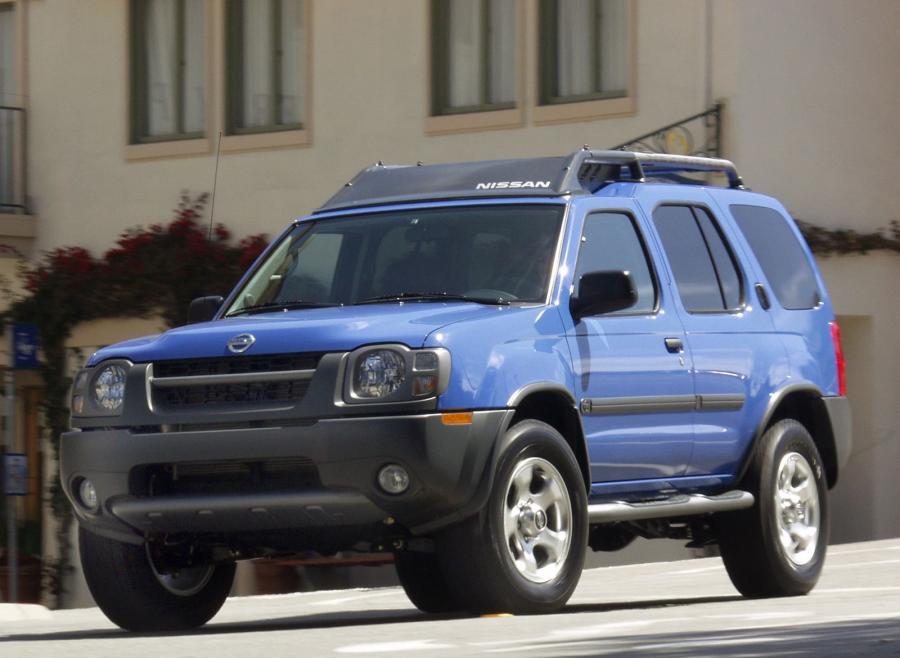  Nissan Xterra 2000 года  (фото 8 из 9)